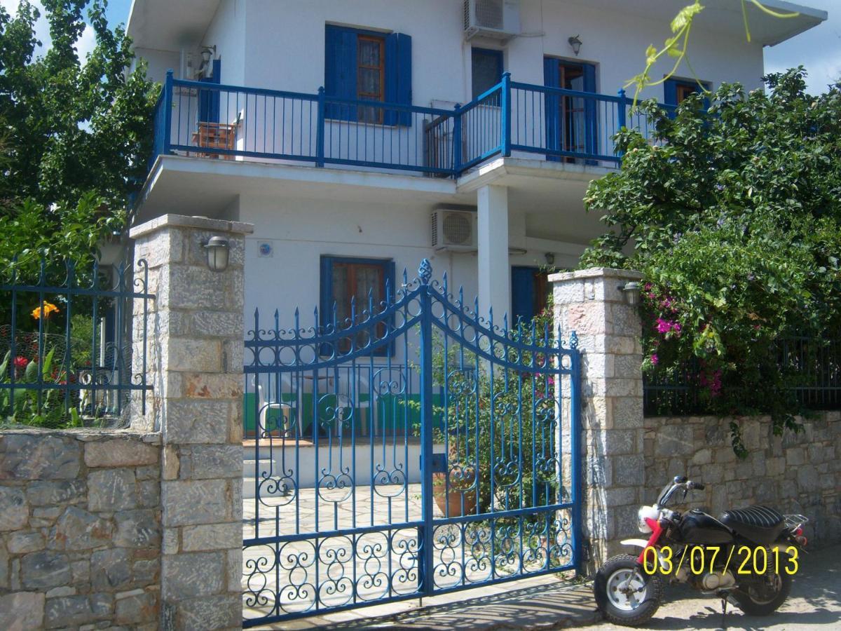 Smile Stella Studios Skopelos Town Quarto foto